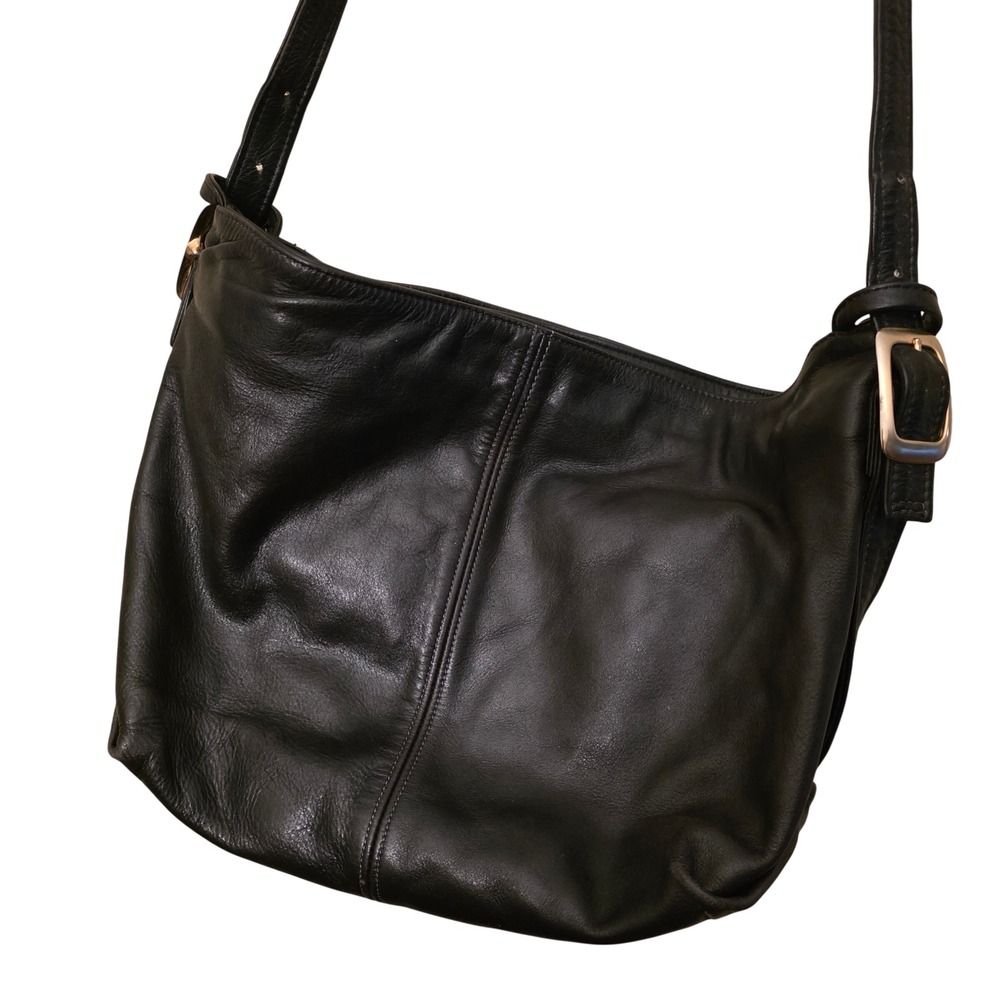 Vintage SAS San Antonio Shoemakers Black Pebbled Leather Crossbody Shoulder Bag